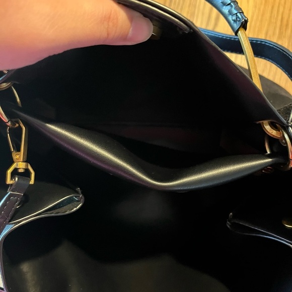 House of Harlow Elegant Luxe "Suede" Black/ Gold Satchel Handbag Set - Picture 11 of 14